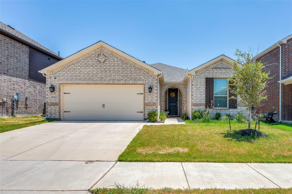 Property Photo:  8712 Antelope Flat Lane  TX 76131 