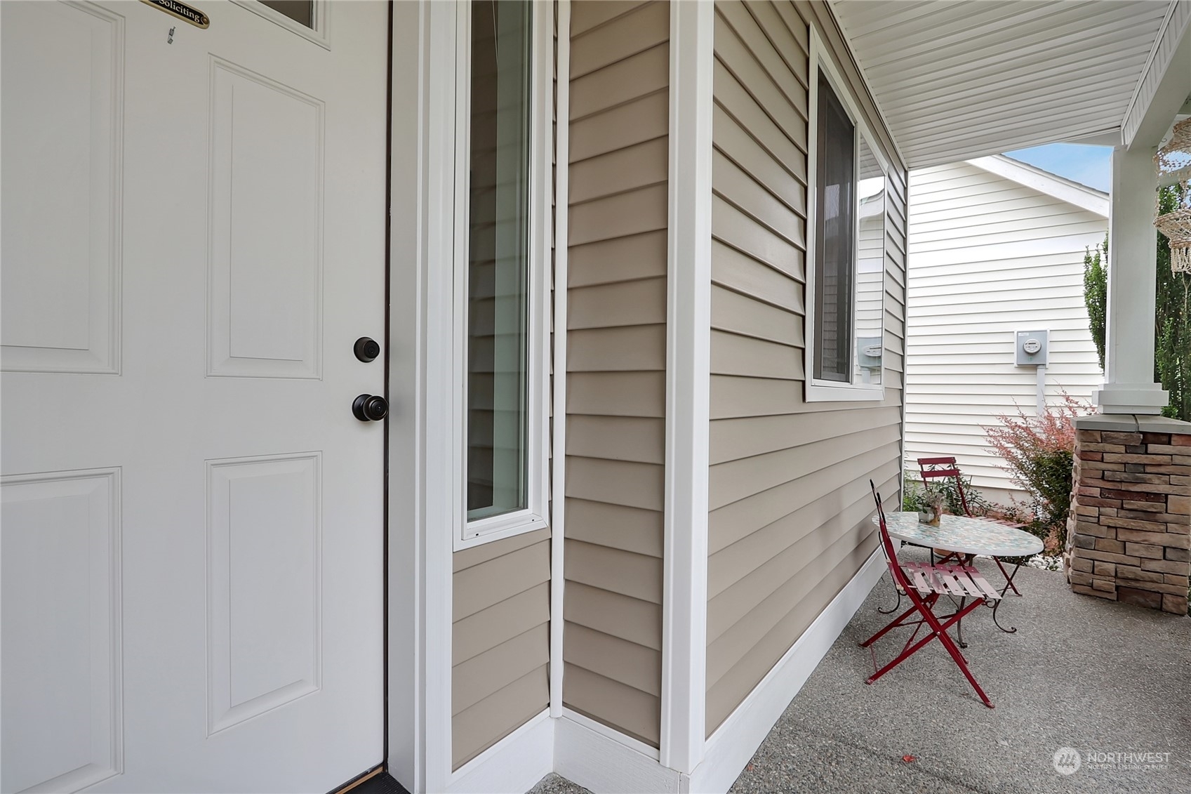 Property Photo: 513 Yauger Way NW WA 98502