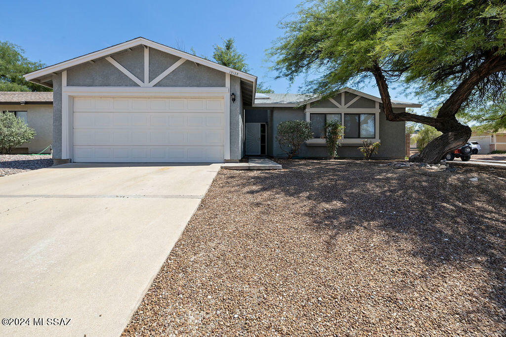 Property Photo:  10132 E Cardiff Place  AZ 85748 