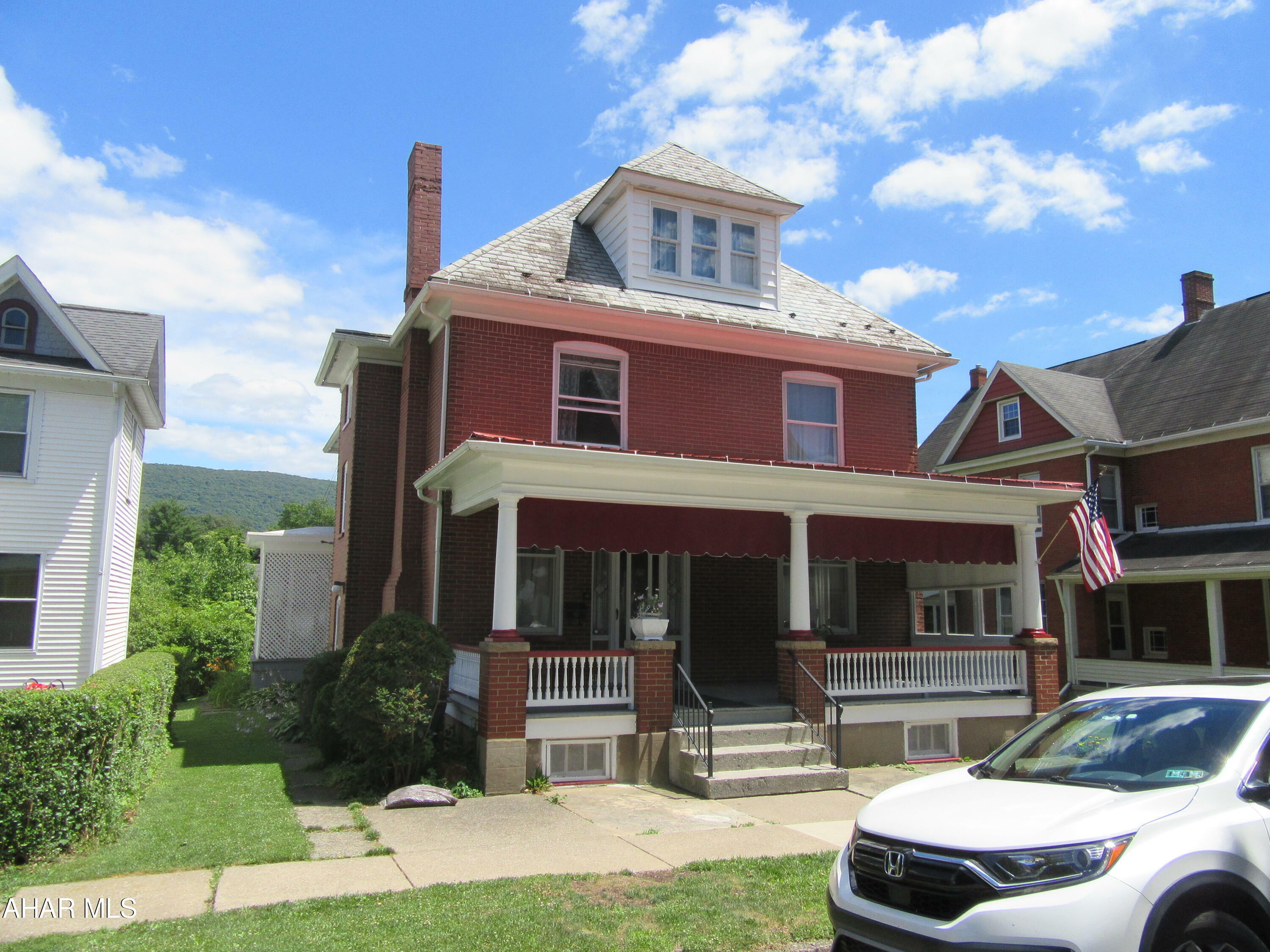 Property Photo:  409 S First Street  PA 16617 