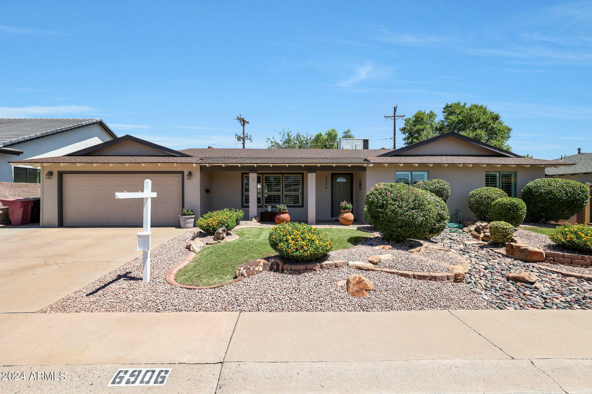 Property Photo:  6906 E Hubbell Street  AZ 85257 