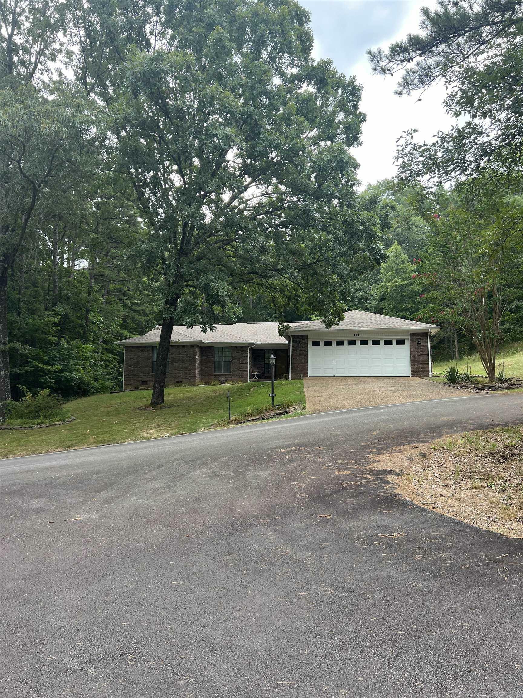 Property Photo:  111 Stafford Ct  AR 72088 