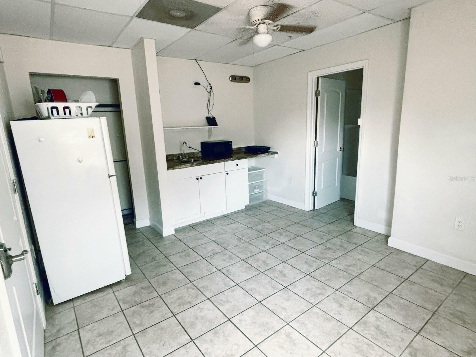 Property Photo:  1410 Magellan Drive  FL 34243 