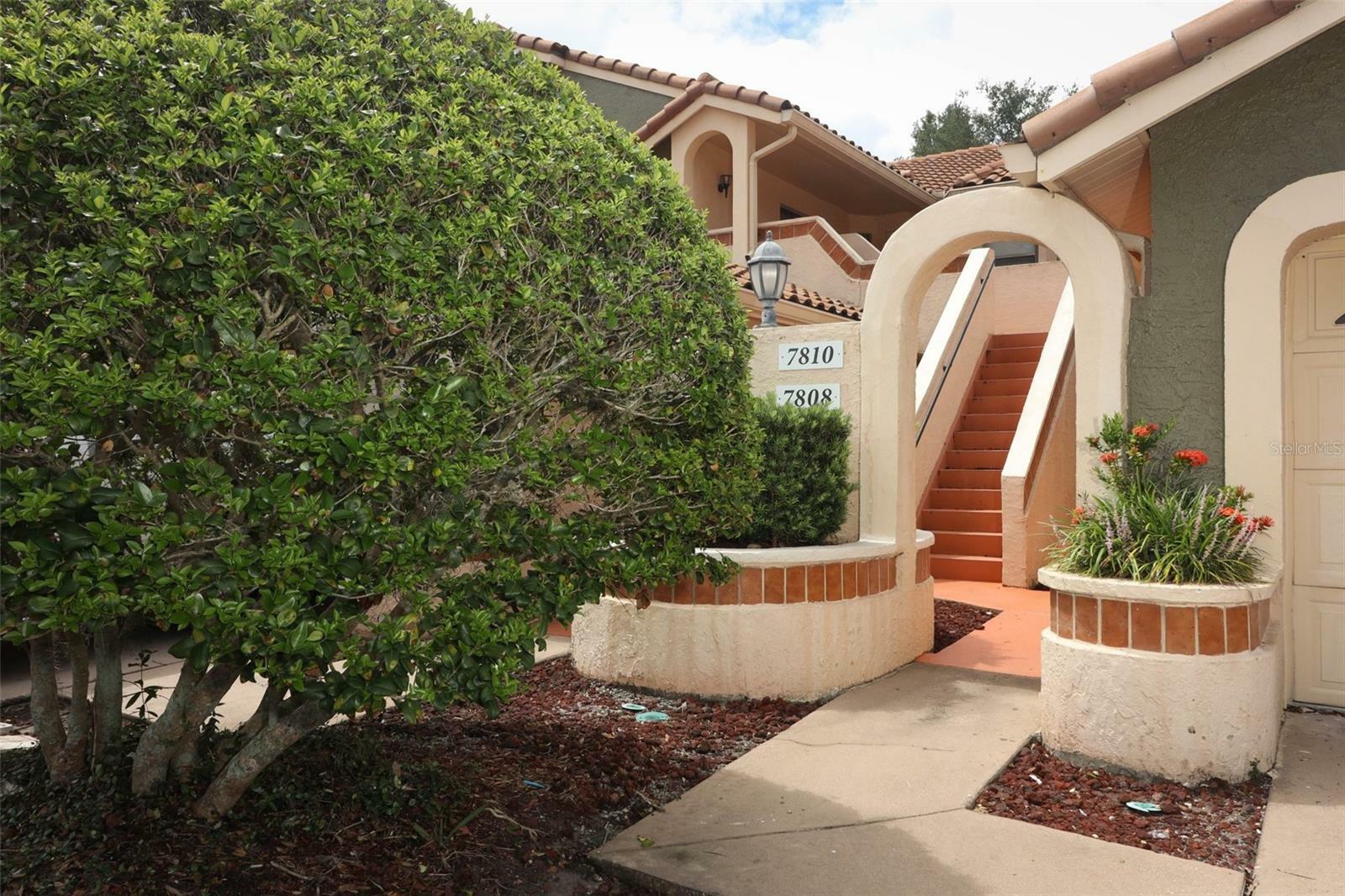 Property Photo:  7808 Sugar Brook Court 7808  FL 32819 