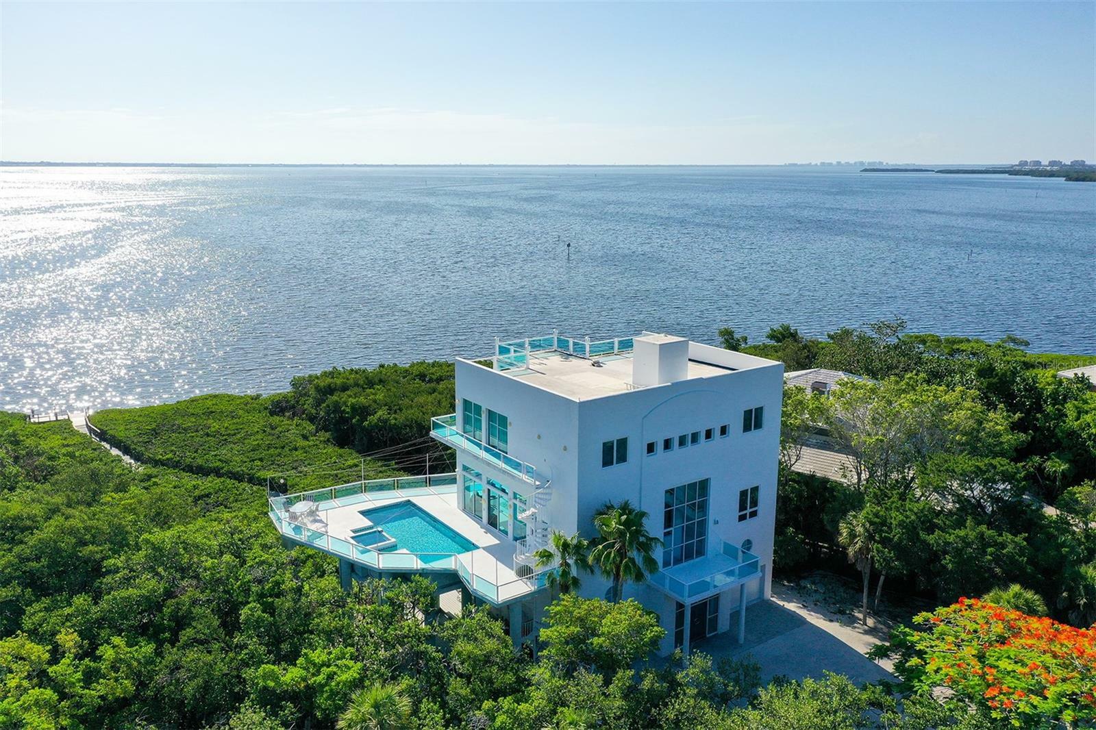 Property Photo: 5444 Gulf Of Mexico Drive FL 34228