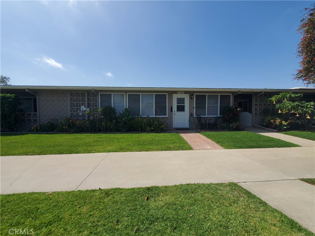 Property Photo:  13371 Danbury Lane 136E  CA 90740 