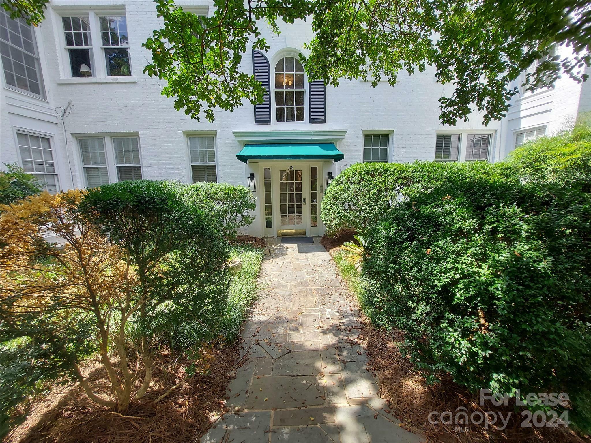 118 Altondale Avenue 8  Charlotte NC 28207 photo