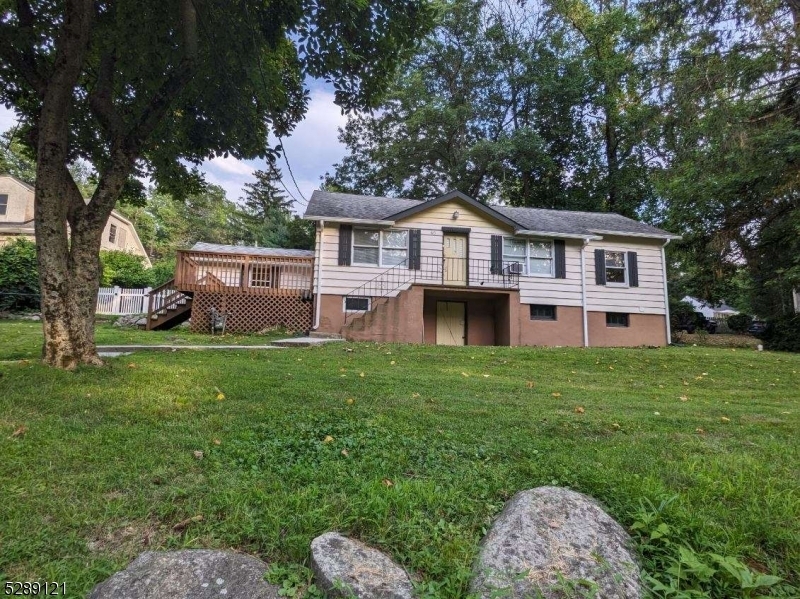 Property Photo: 60 Park Rd NJ 07871