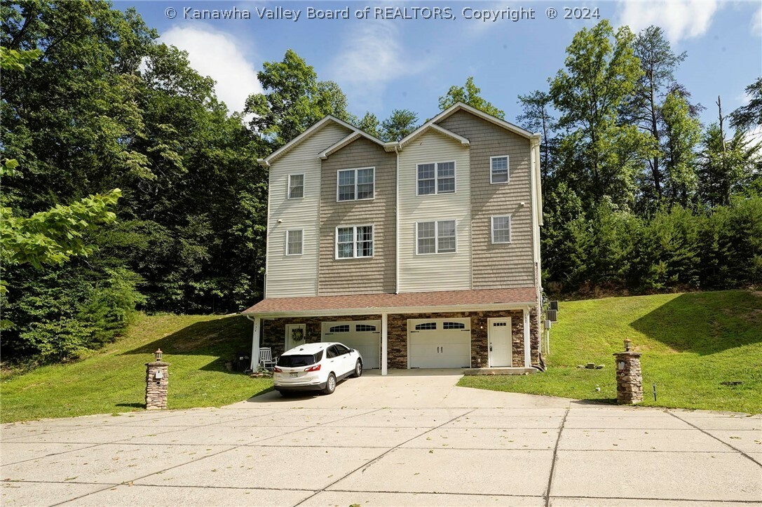 Property Photo:  132 Split Rail Drive  WV 25309 