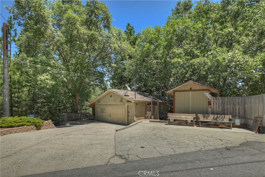 Property Photo:  26404 Apache Trail  CA 92378 