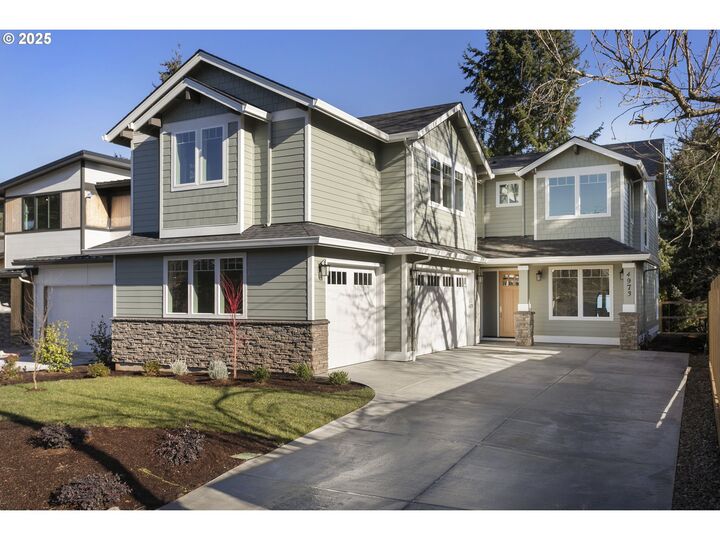 Property Photo:  4973 Summit St  OR 97068 