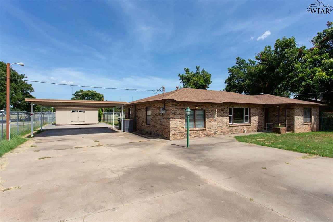 Property Photo:  1029 Sunset Lane  TX 76306 