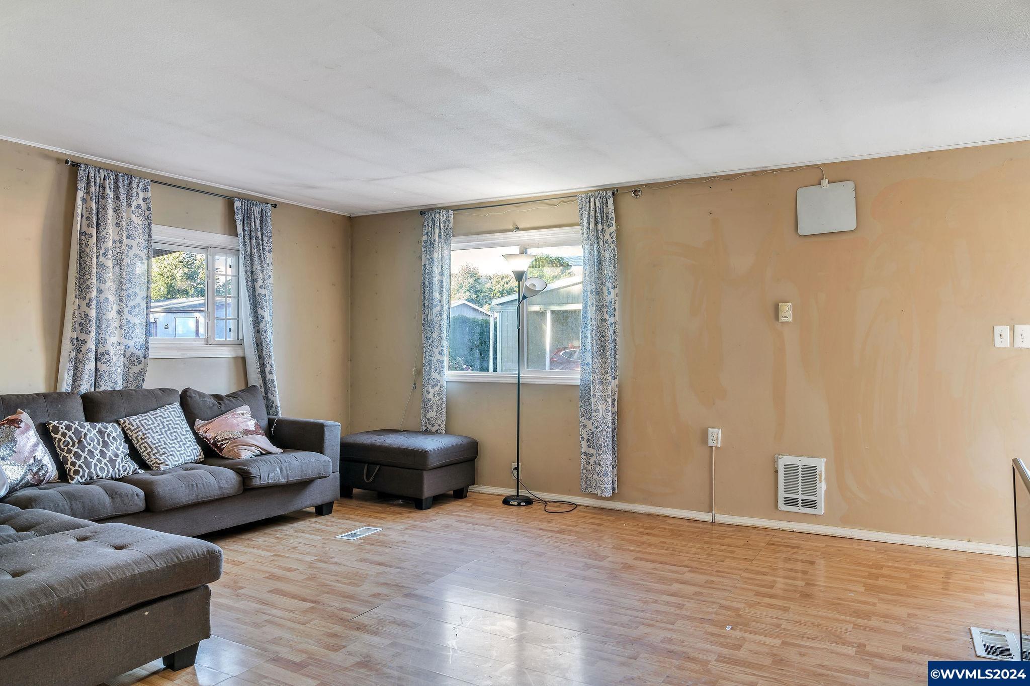 Property Photo: 4781 Joyce (#91) St NE 91 OR 97303