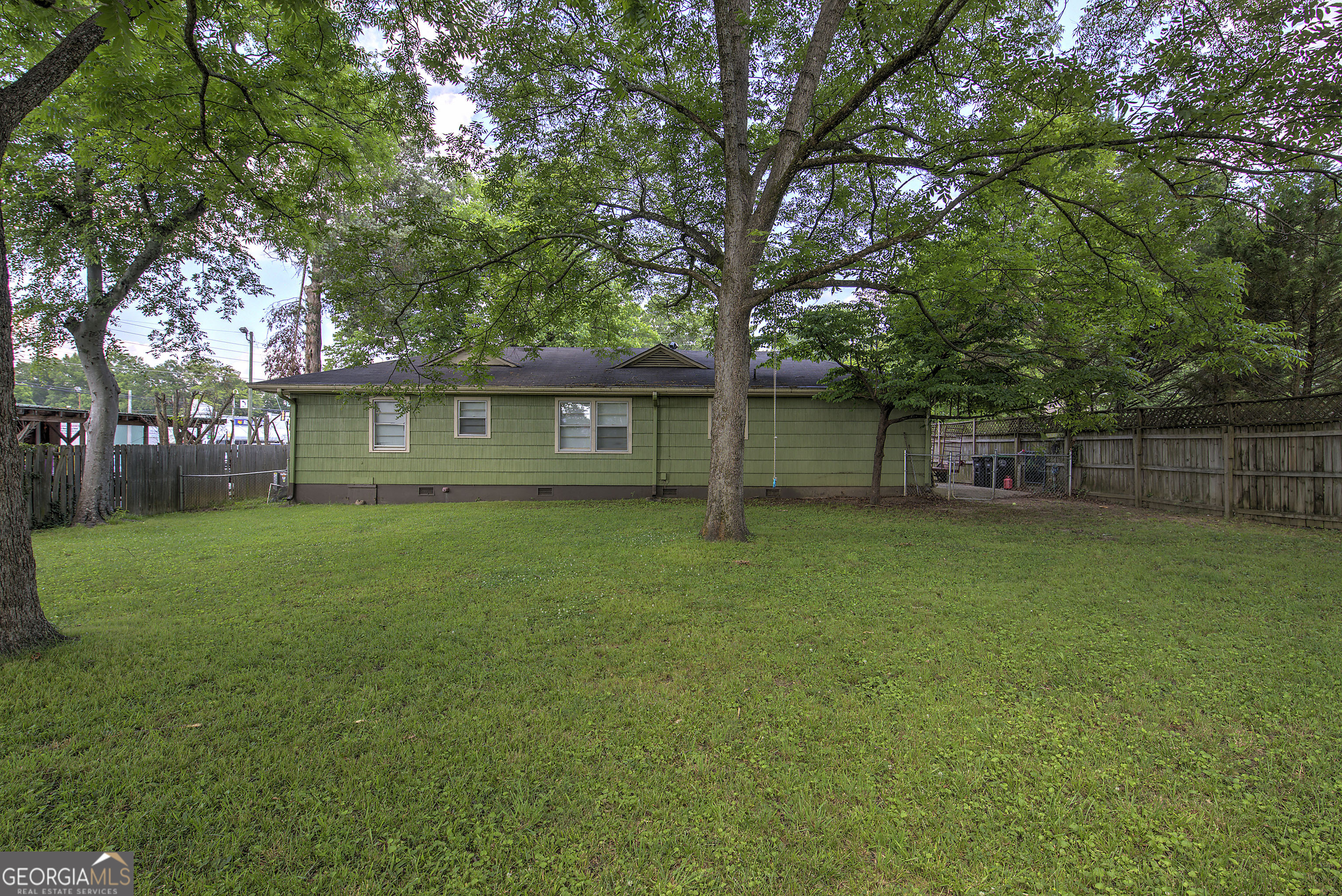 Property Photo:  4 Rosewood Road SW  GA 30165 