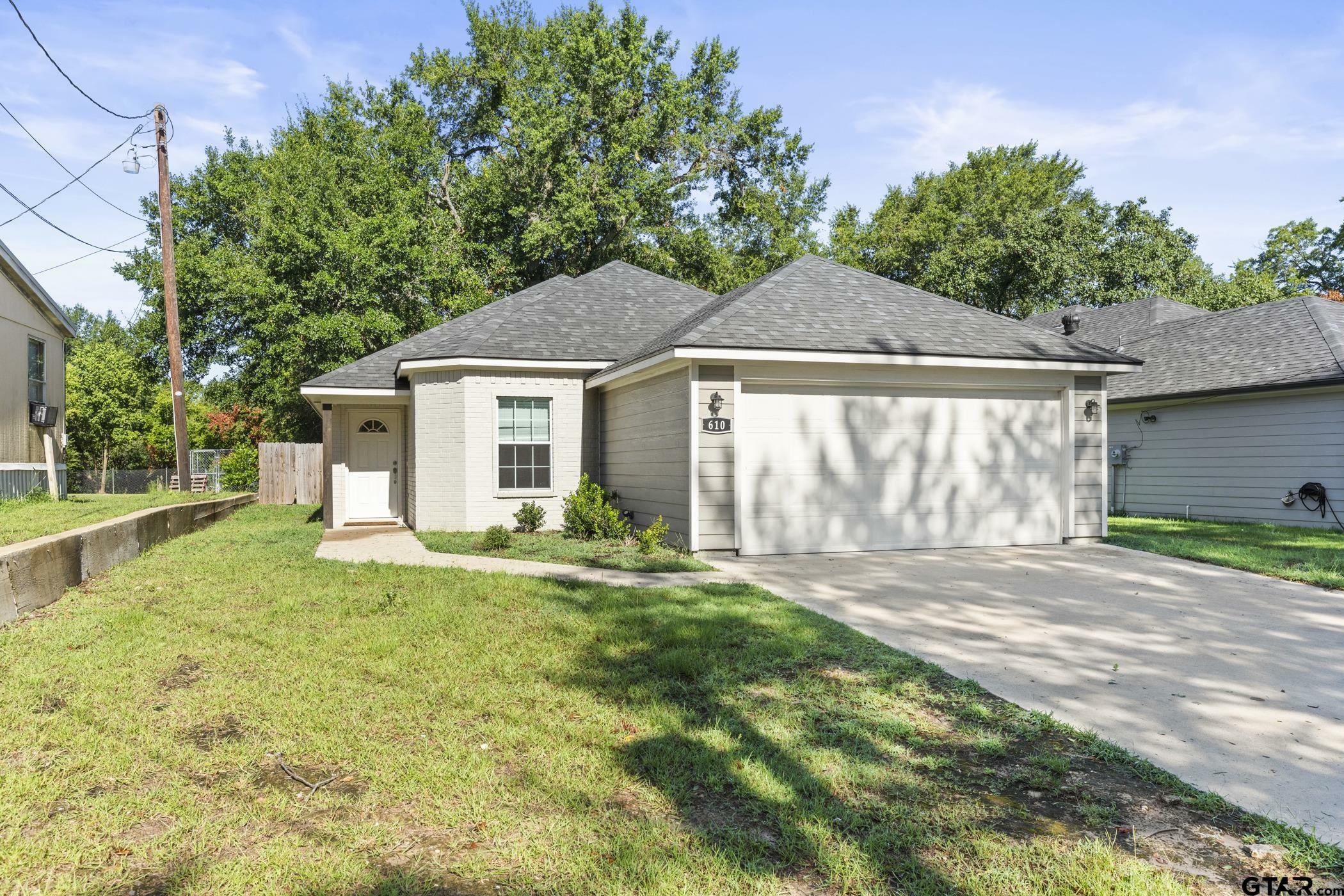 Property Photo:  610 Wells St.  TX 75773 