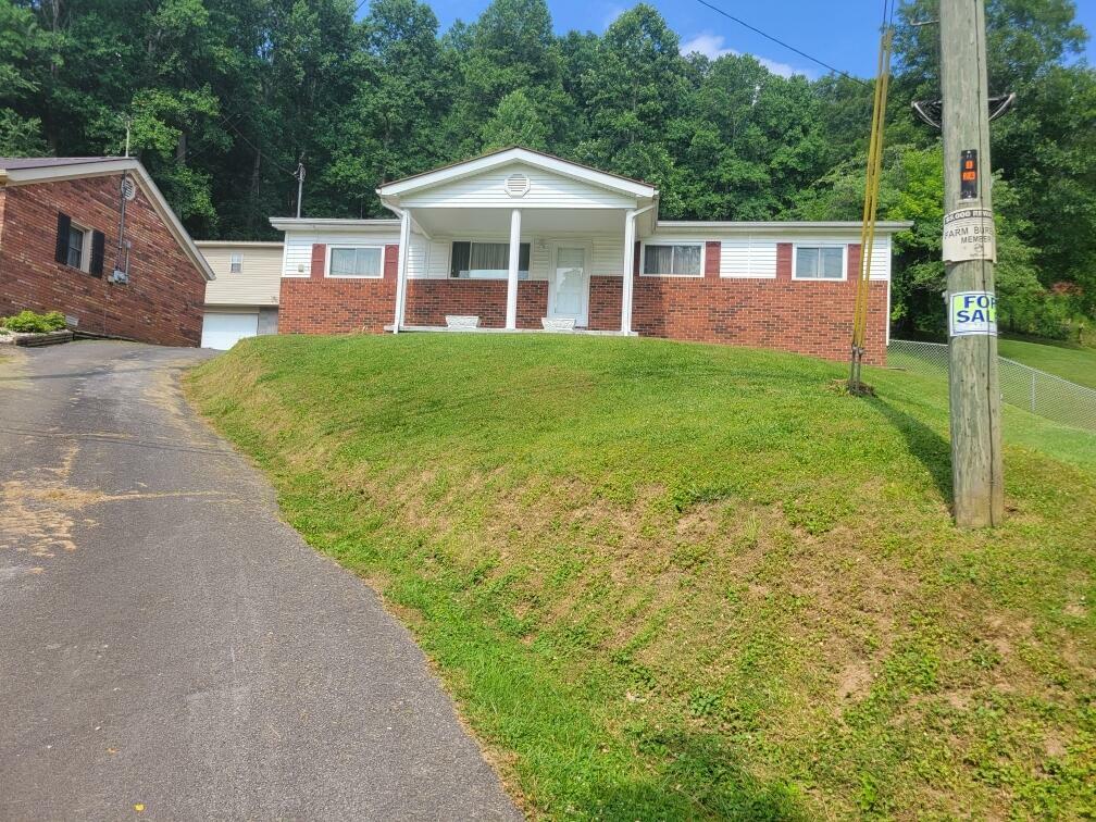 Property Photo:  2733 Highway 638  KY 40962 