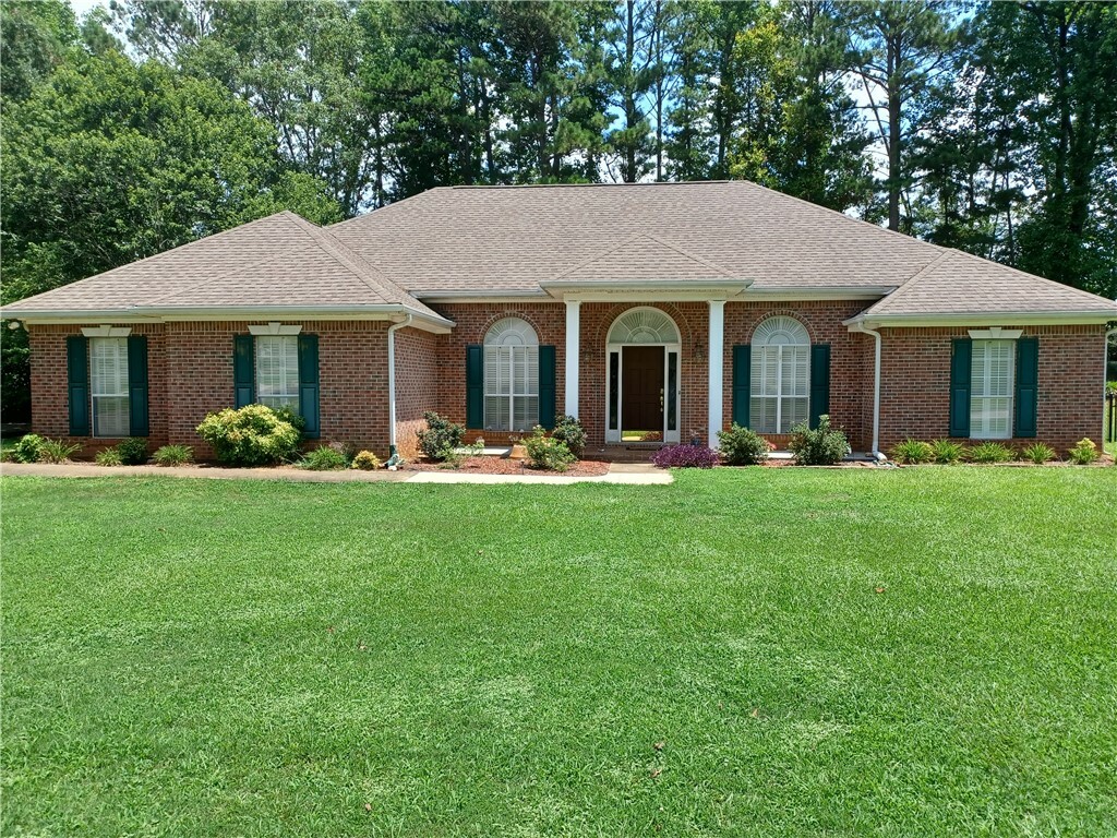 Property Photo:  1102 Kildare Lane  AL 36854 