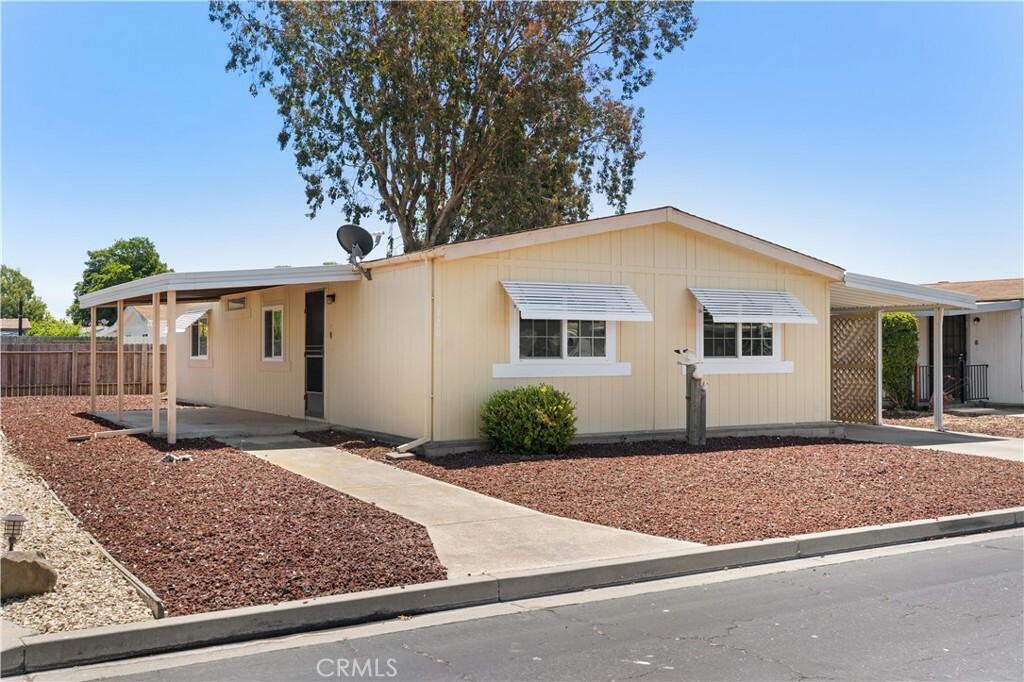 Property Photo:  519 W Taylor Street 320  CA 93458 