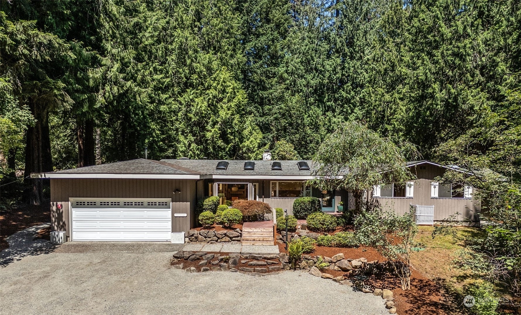 Property Photo:  26304 SE 160 Street  WA 98027 