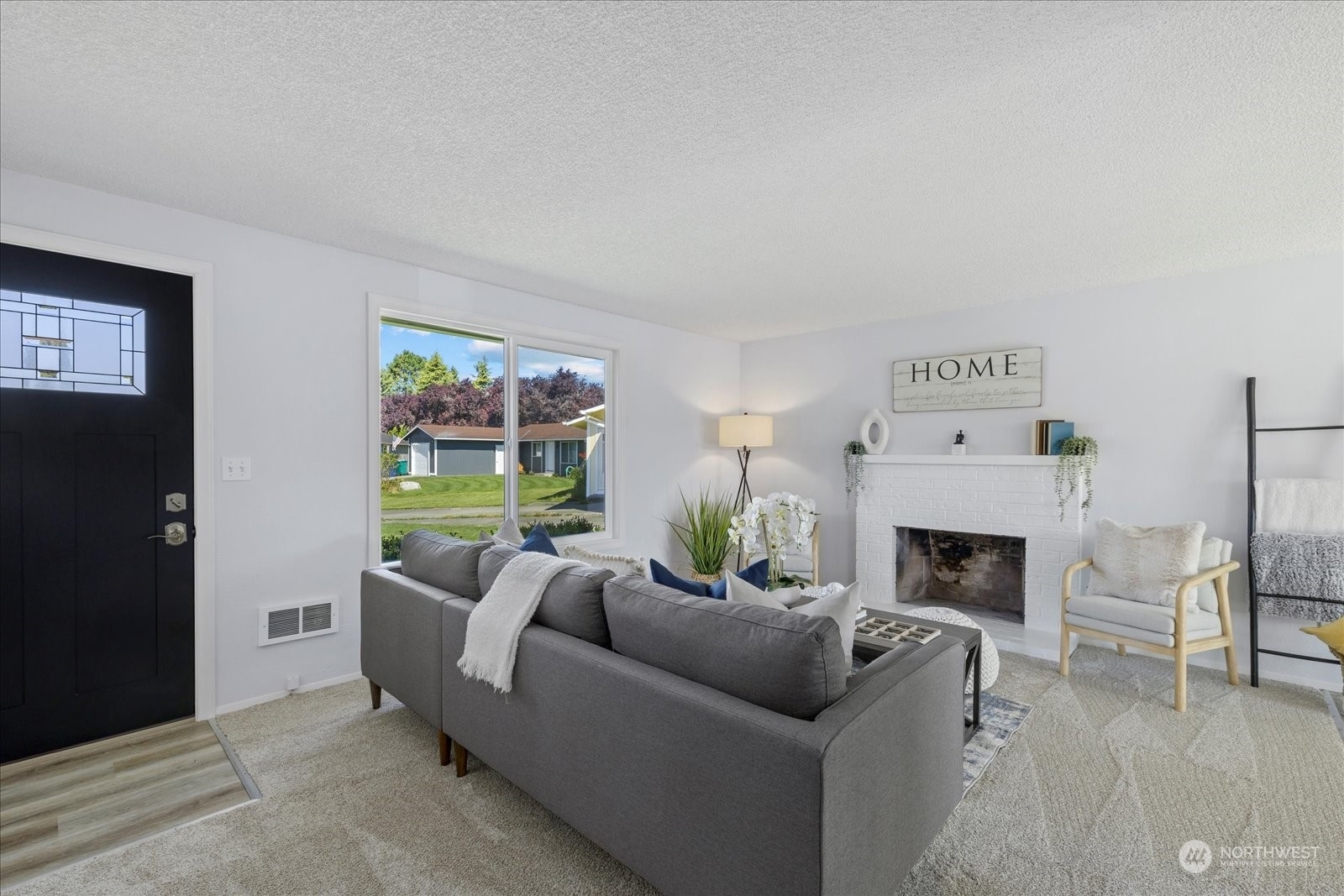 Property Photo:  6207 57th Drive NE  WA 98270 