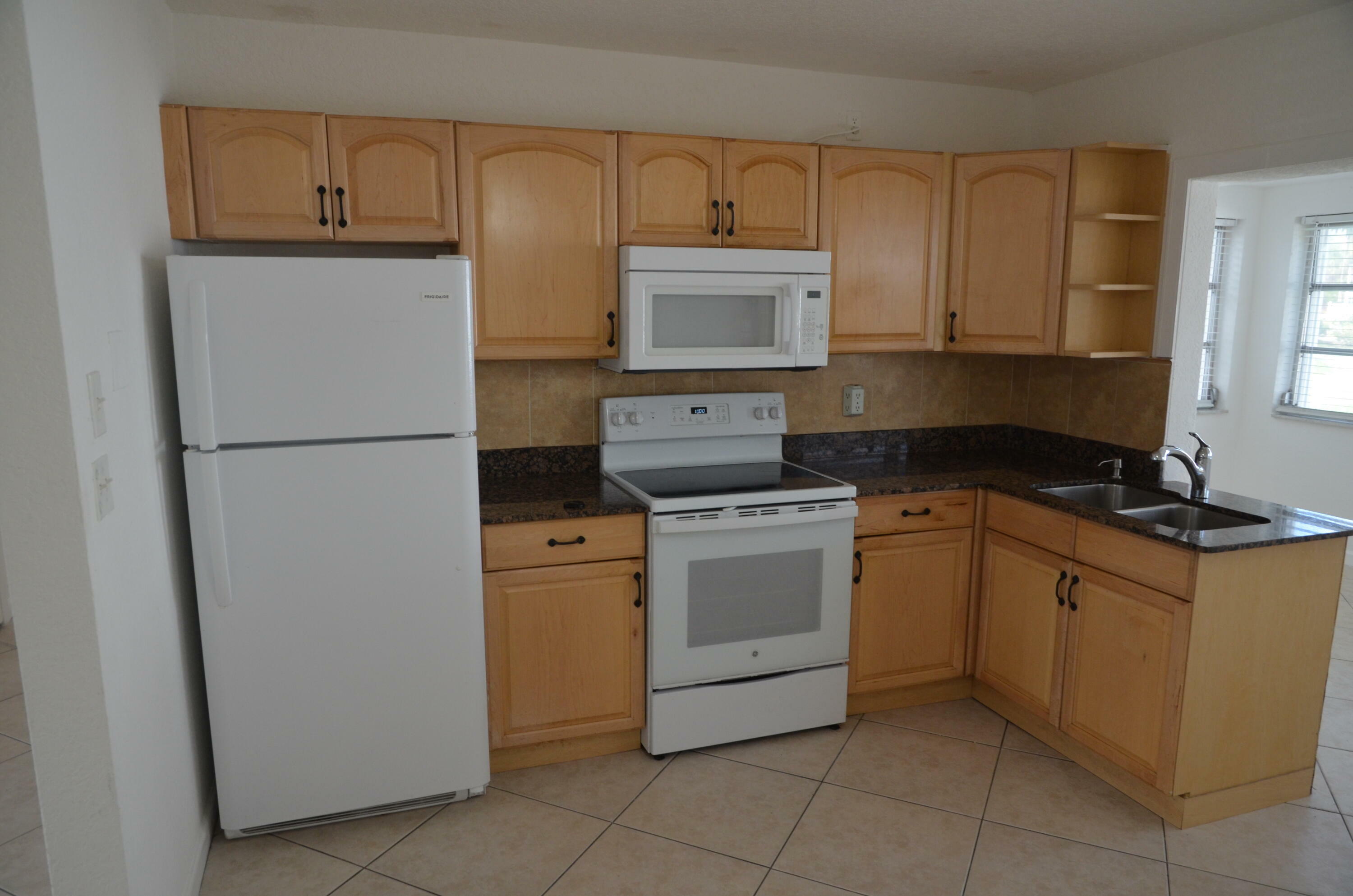 Property Photo:  4553 NW 16th Terrace  FL 33309 