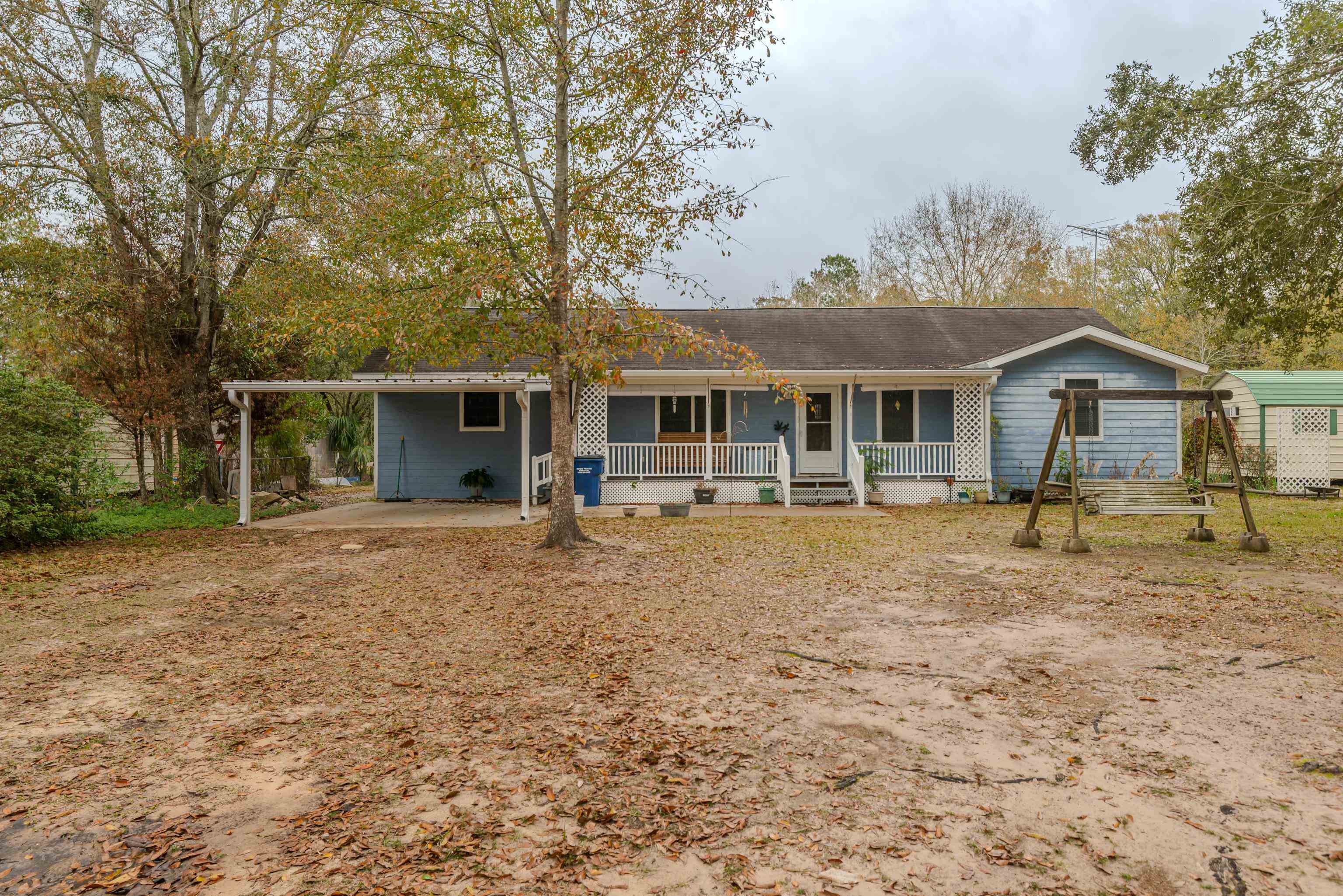 Property Photo:  155 Thomas  TX 77657 