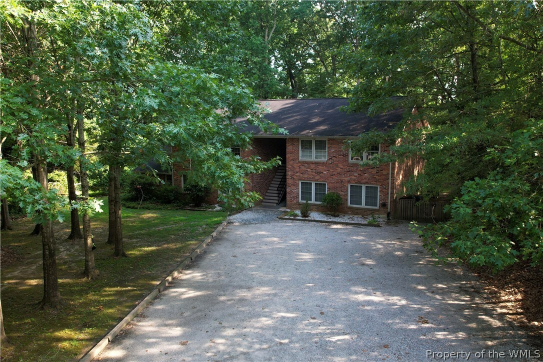 Property Photo:  166 Red Oak Landing Road  VA 23185 