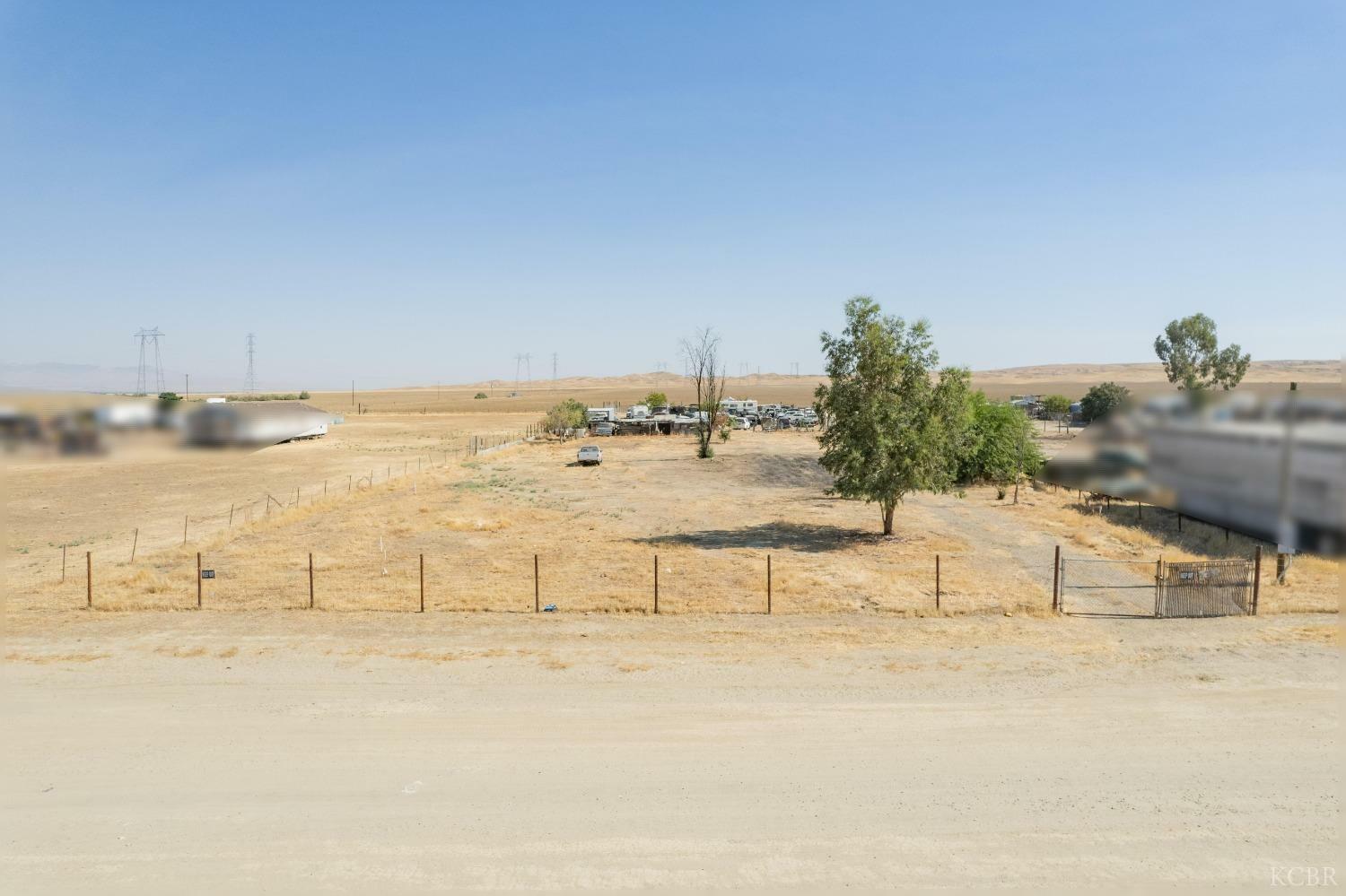 Property Photo:  47930 S Lost Hills Road  CA 93210 