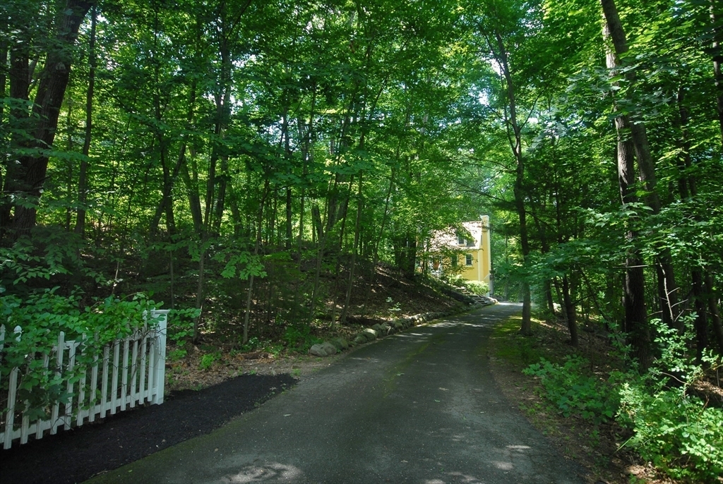 Property Photo:  6 Haley Ln  MA 01720 