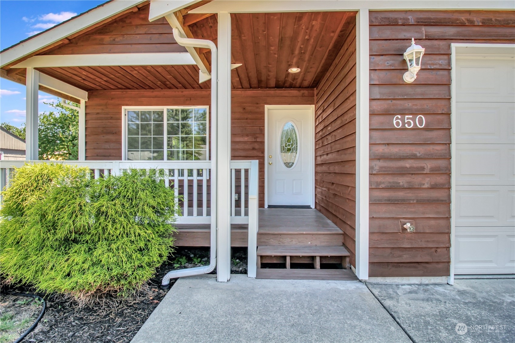 Property Photo:  650 Sauk Avenue NE  WA 98241 