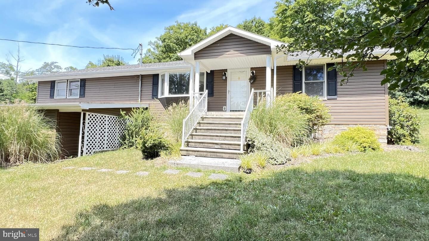 Property Photo: 13733 Bedford Road NE MD 21502