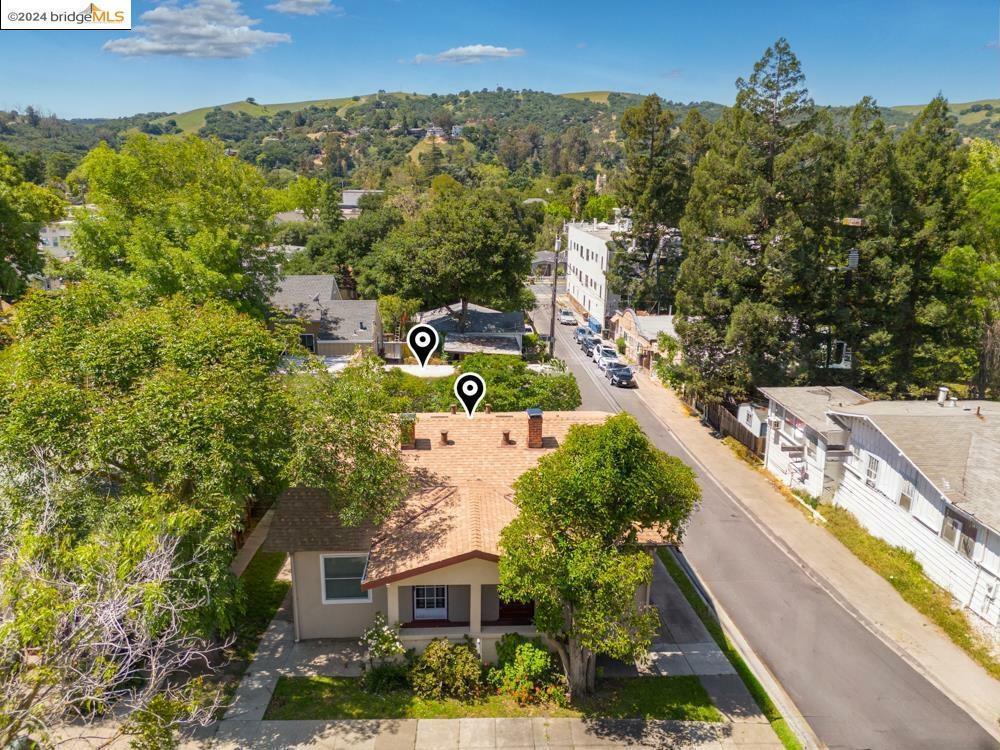 Property Photo:  1212 Willow St  CA 94595 