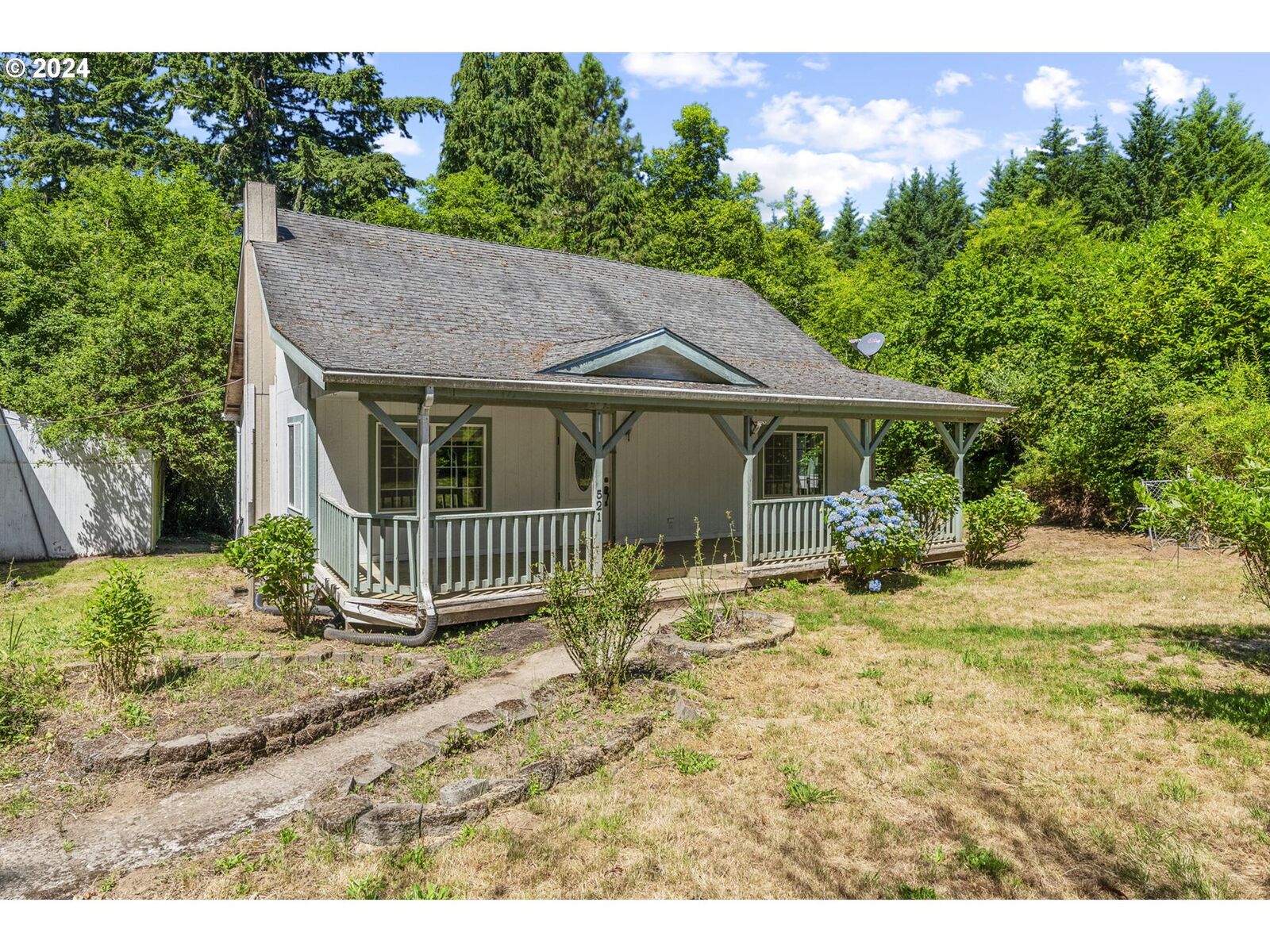 Property Photo: 521 Bunker Hill Rd WA 98632