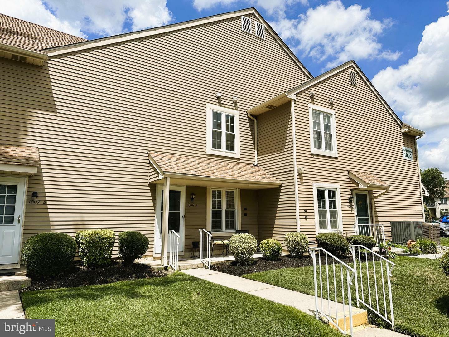 Property Photo:  1006 Scotswood Court A  NJ 08054 