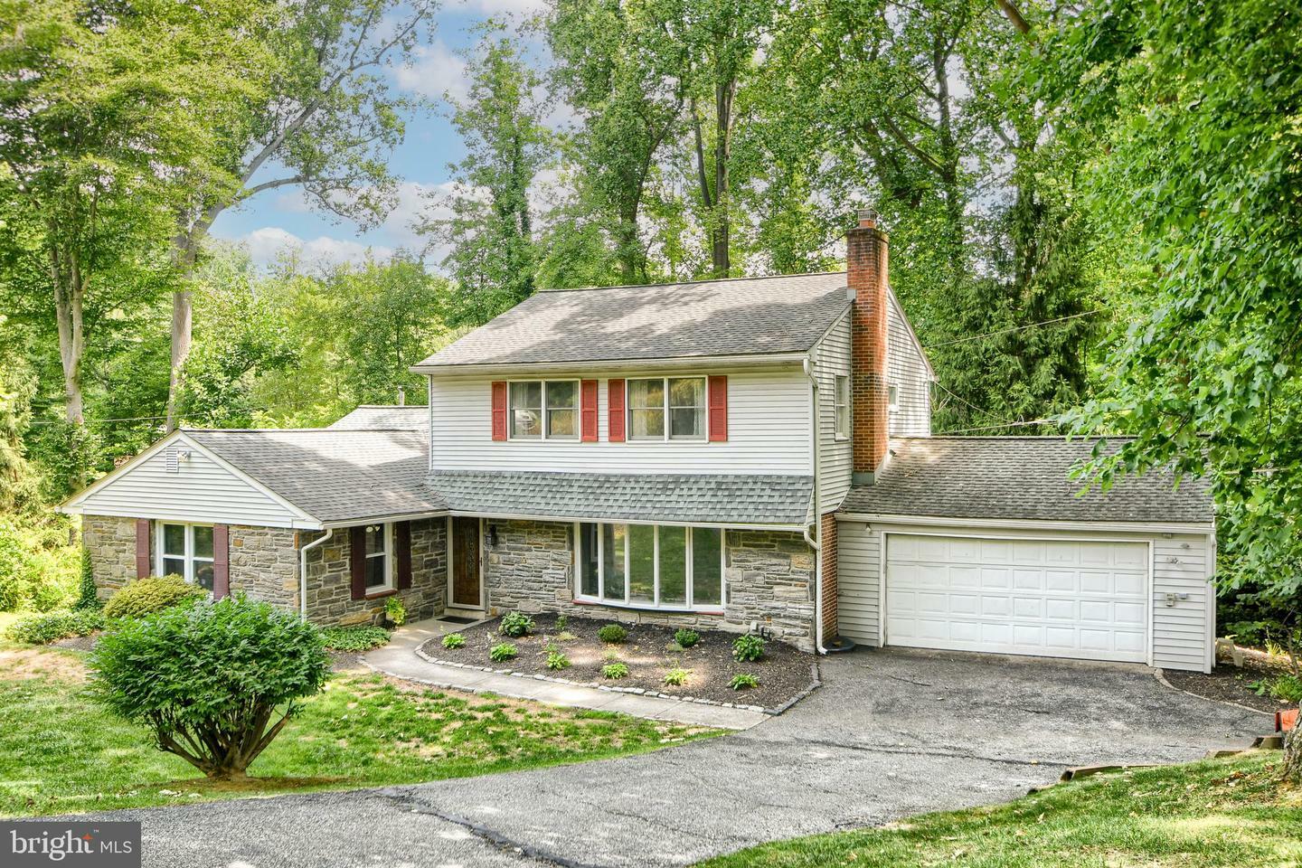 Property Photo:  5 S Bryn Mawr Place  PA 19063 