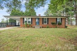 Property Photo:  933 Armstrong Street  NC 28677 