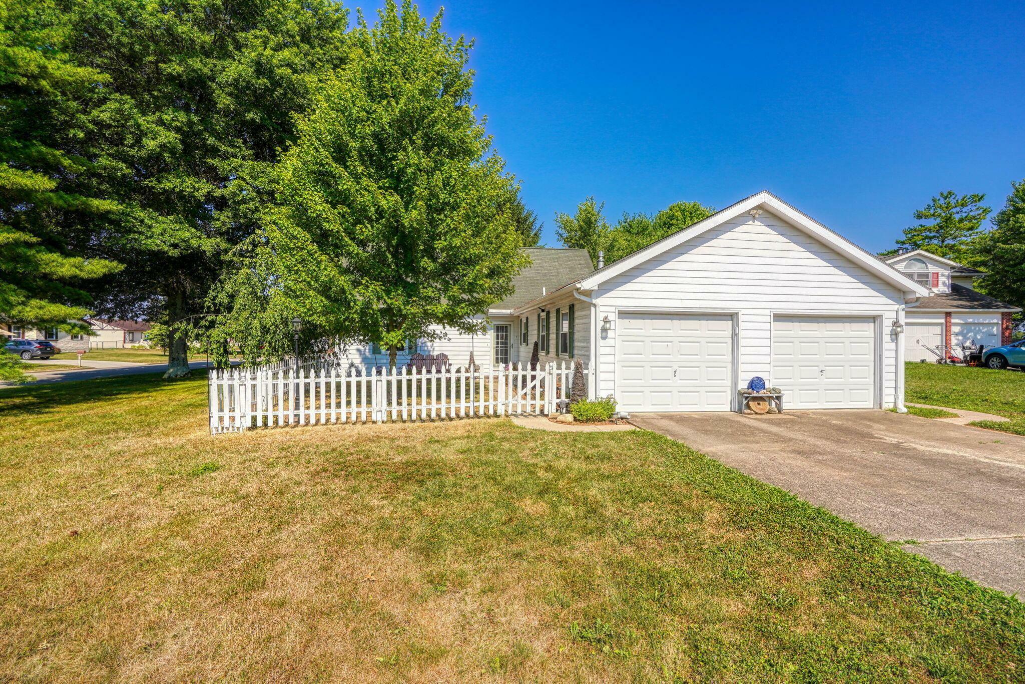 Property Photo:  16725 Pontiac Place  OH 43103 