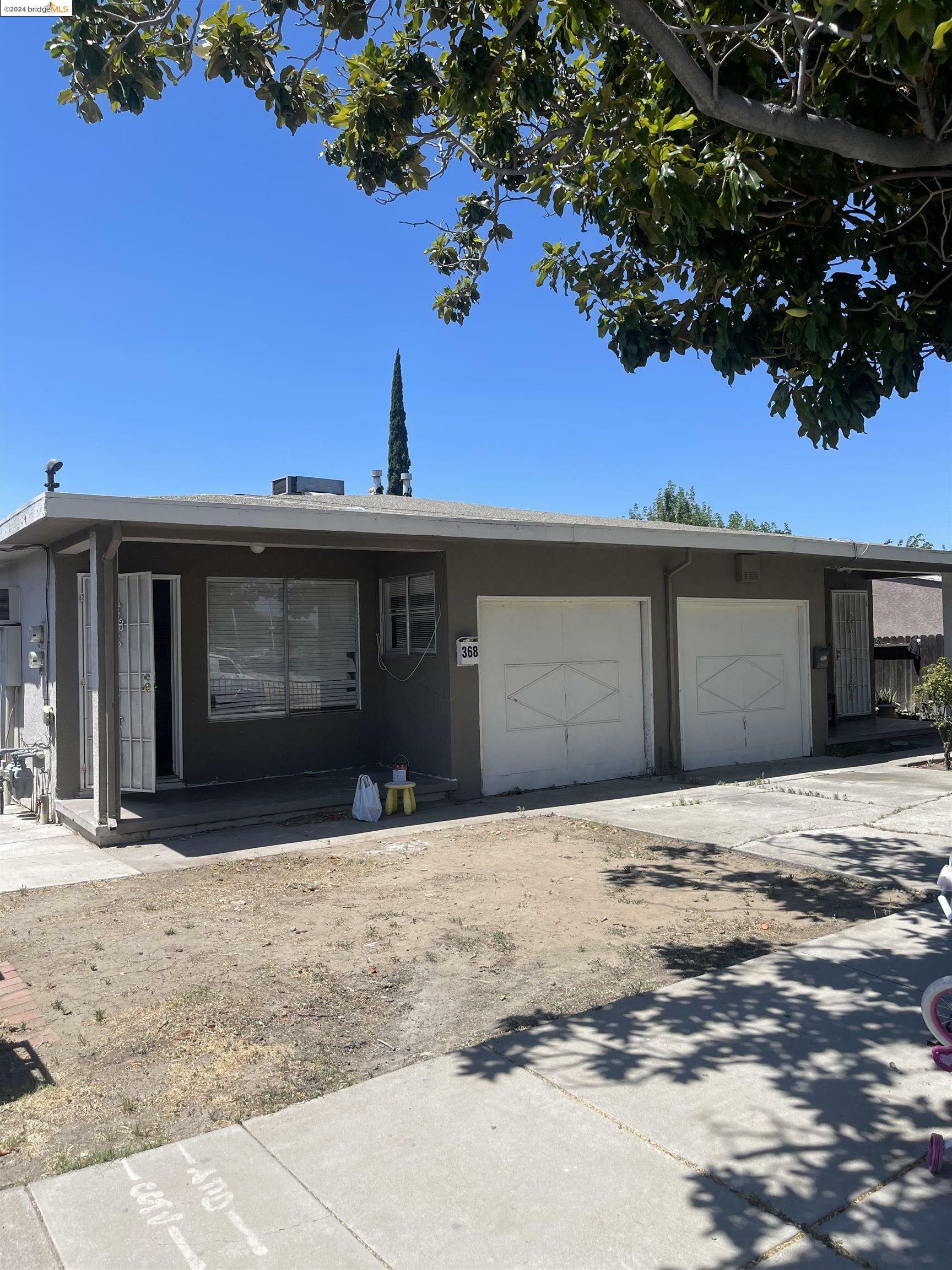 Property Photo:  368 Davi Ave  CA 94565 