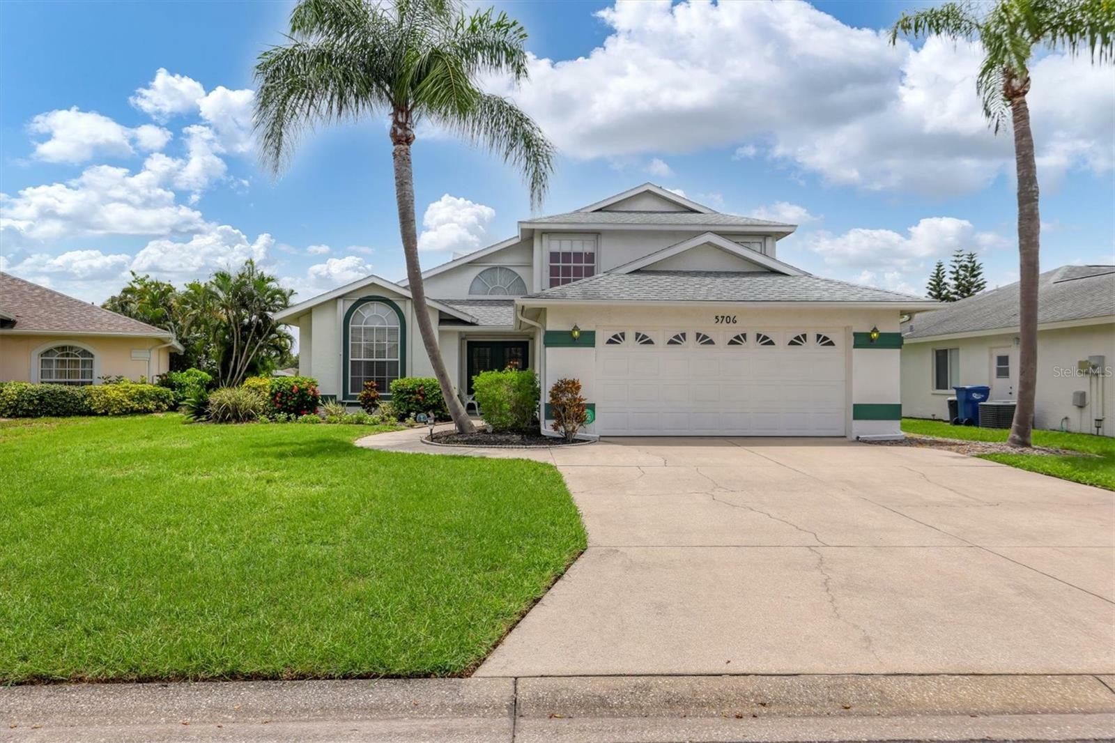 Property Photo: 5706 29th Court E FL 34203