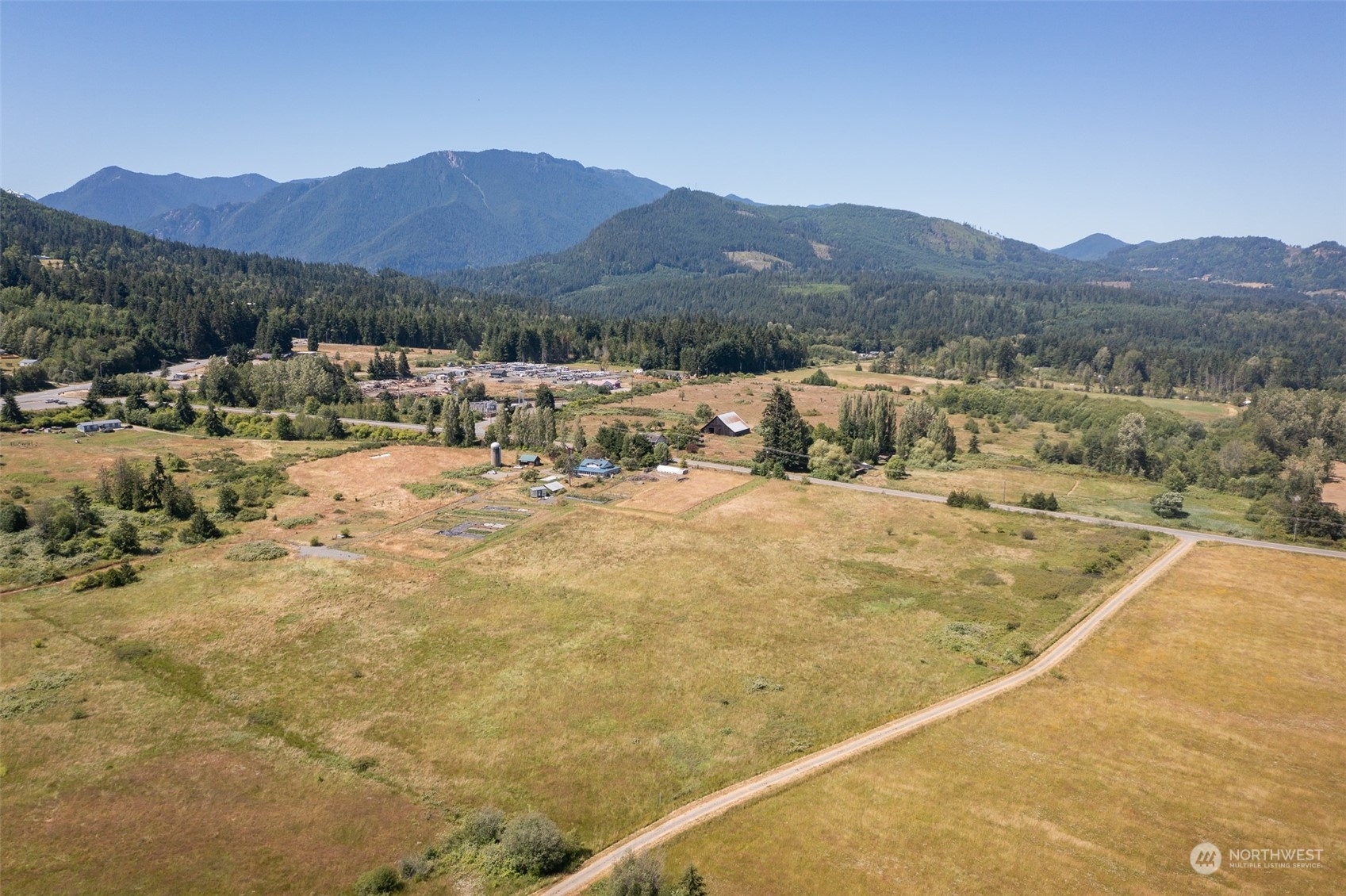 Property Photo:  262 Laird Road  WA 98363 