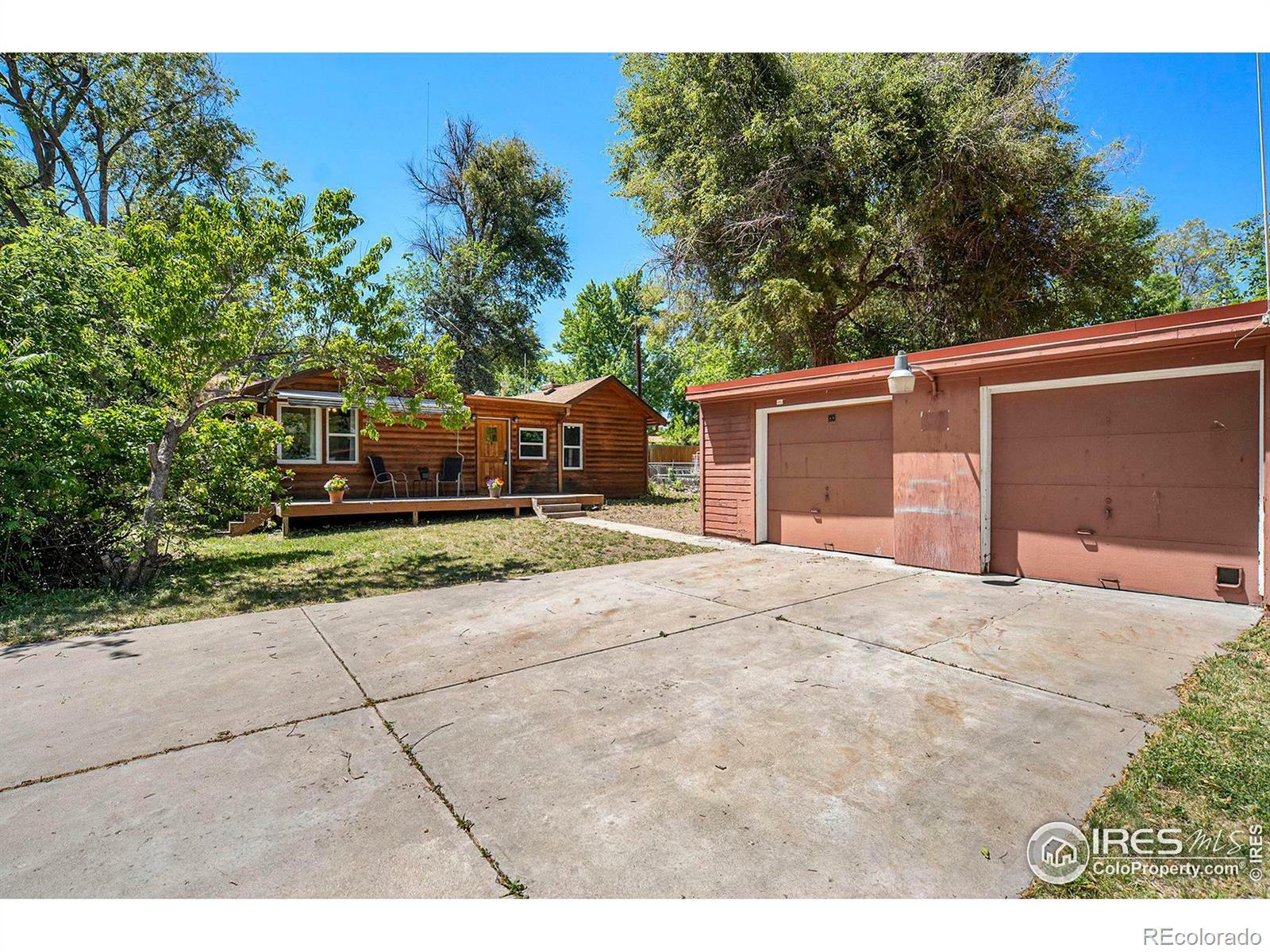 Property Photo:  2555 Zephyr Street  CO 80214 