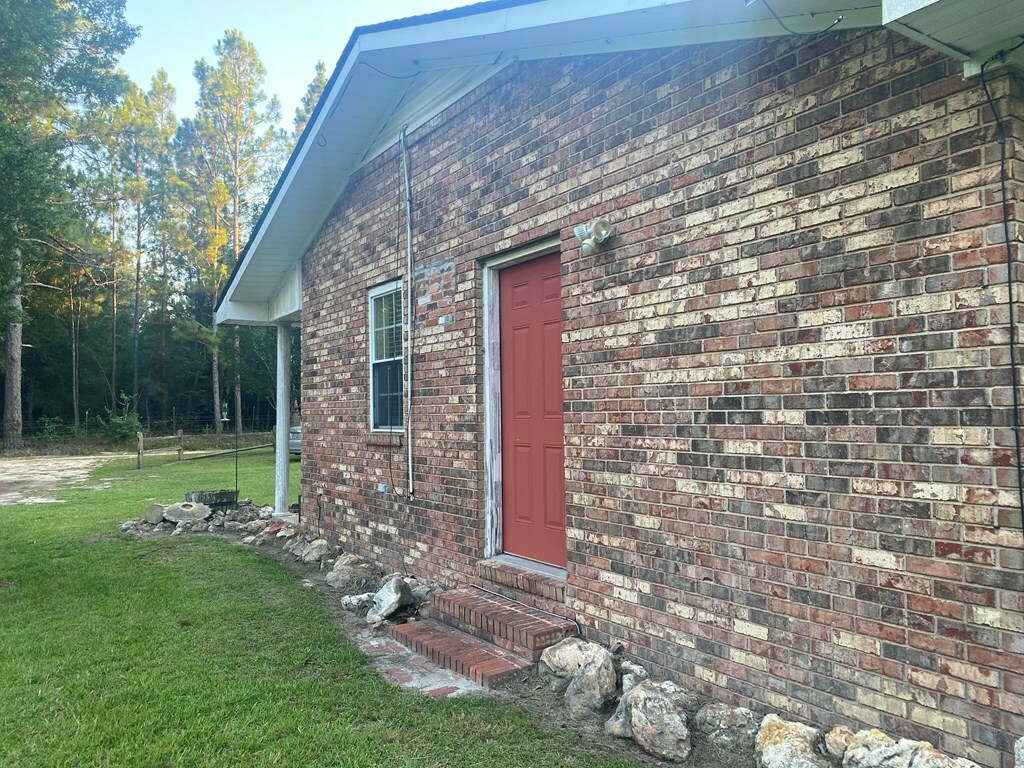 Property Photo:  586 Rock Rd  GA 39837 