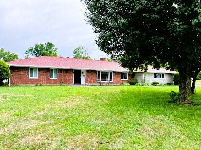 Property Photo: 19 Hillpoint Street OH 45426