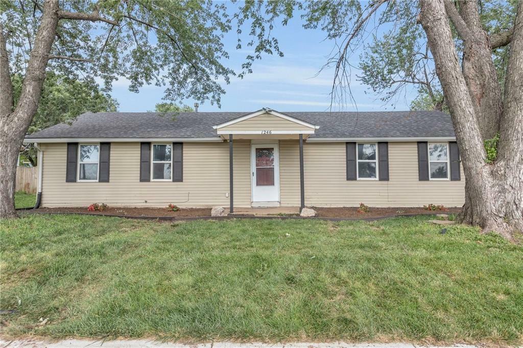 Property Photo:  1246 S Brockway Street  KS 66061 