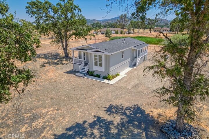 Property Photo:  20552 Santa Clara Avenue  CA 95461 