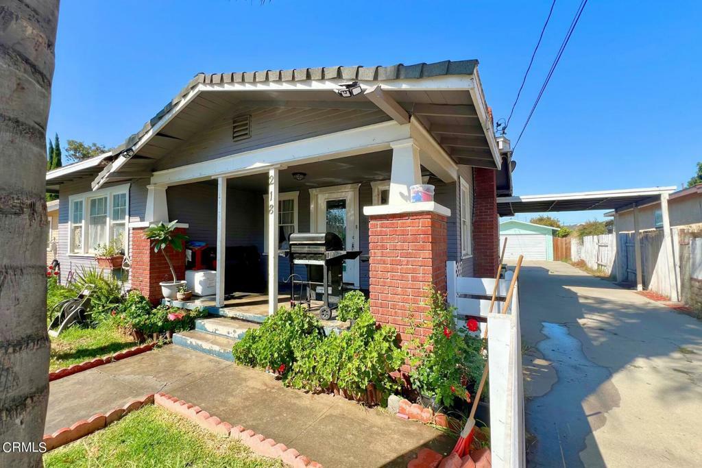 Property Photo:  218 N 6th Street  CA 93060 