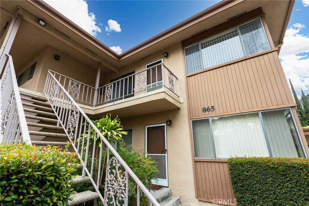 Property Photo:  865 Arcadia Avenue D  CA 91007 