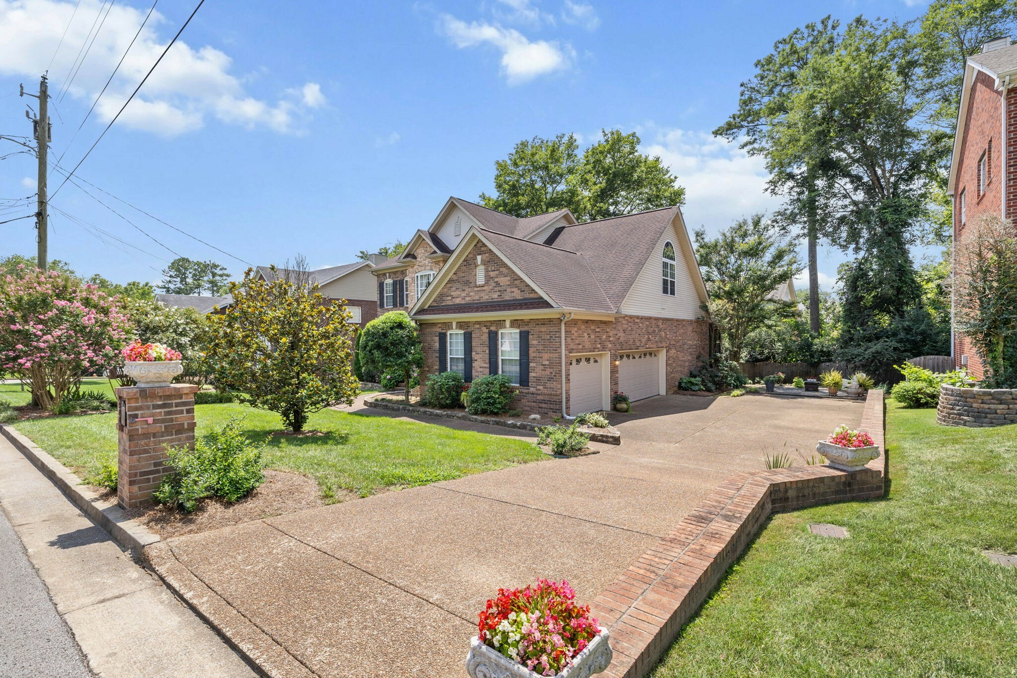 Property Photo:  405 Wf Rust Ct  TN 37221 