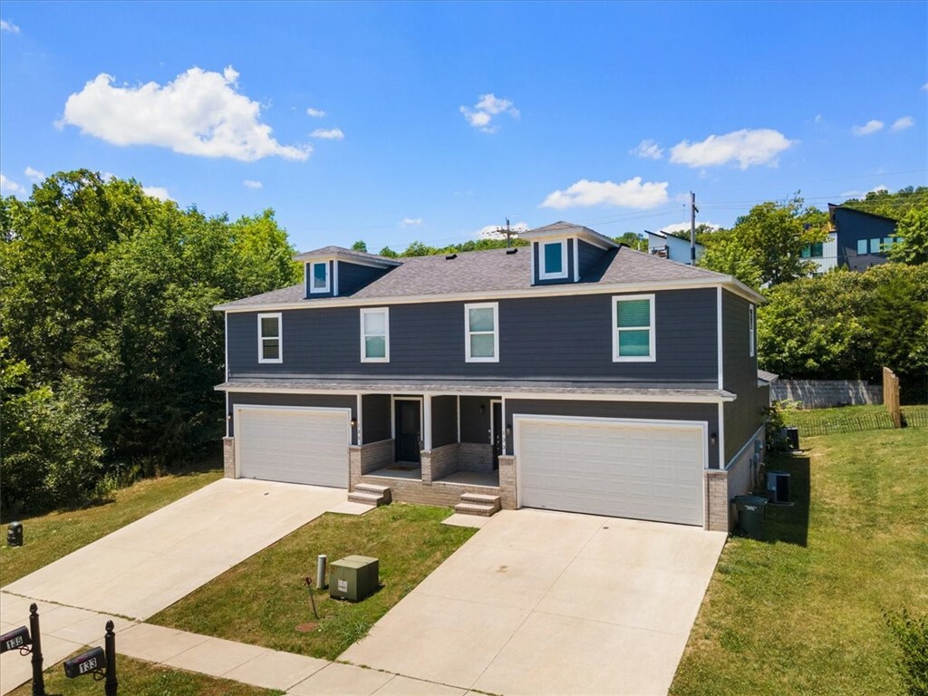 Property Photo: 133 S Pinyon AR 72701