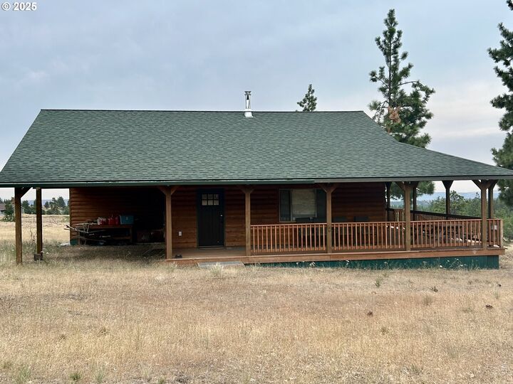 Property Photo:  211 Jensen Quarry Rd  WA 99322 